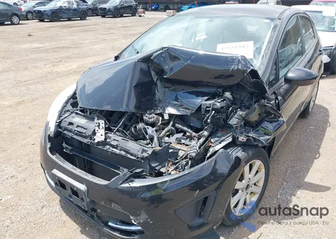 2011 Ford Fiesta Se z USA, uszkodzony, nr VIN 3FADP4EJ6BM132238